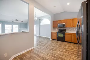 2084 Divot Dr, Burlington, KY 41005 - Photo 9