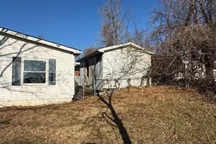 213 S Madison St, Owenton, KY 40359 - Photo 11