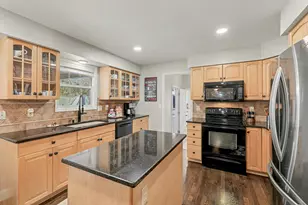 2228 Amsterdam Rd, Villa Hills, KY 41017 - Photo 9