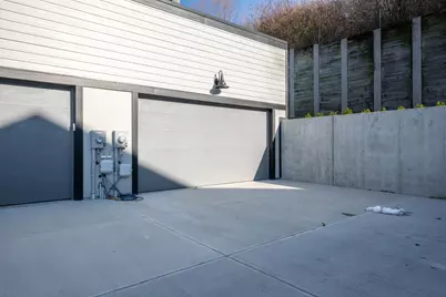 100 W 14th Street #C, Newport, KY 41071 - Photo 29