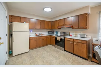 722 Lakeshore Drive, Villa Hills, KY 41017 - Photo 3