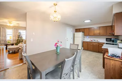 722 Lakeshore Drive, Villa Hills, KY 41017 - Photo 5