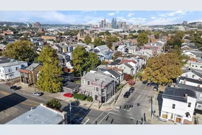 411 E 10th Street, Newport, KY 41071 - Photo 3