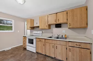 20 Elmwood Cir, Alexandria, KY 41001 - Photo 11