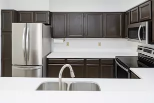 160 Langshire Ct, Florence, KY 41042 - Photo 5