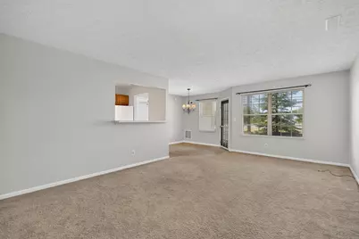 32 Highland Meadows Circle #2, Highland Heights, KY 41076 - Photo 5