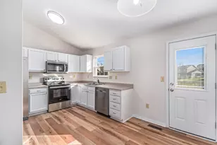 639 Hornbean Dr, Independence, KY 41051 - Photo 7