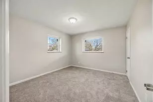 1 Ridgeview Ave, Florence, KY 41042 - Photo 9