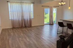 1816 Quarry Oaks Dr, Florence, KY 41042 - Photo 3