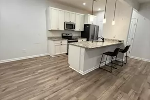 1816 Quarry Oaks Dr, Florence, KY 41042 - Photo 3