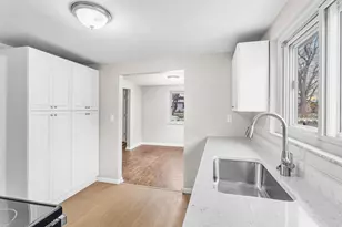 54 Miriam Dr, Florence, KY 41042 - Photo 13