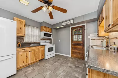 18 Doris Drive, Latonia, KY 41015 - Photo 15