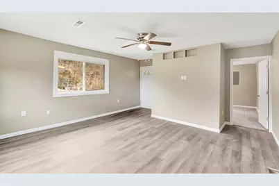 8878 E Main Street, Alexandria, KY 41001 - Photo 21