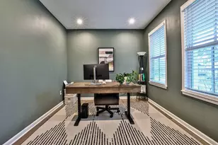 2745 White Pine Dr, Villa Hills, KY 41017 - Photo 7