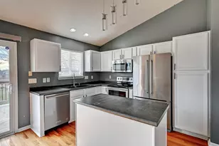 287 Kassady Ct, Burlington, KY 41005 - Photo 7