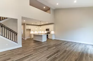 853 Amesbury Dr St, Florence, KY 41042 - Photo 7