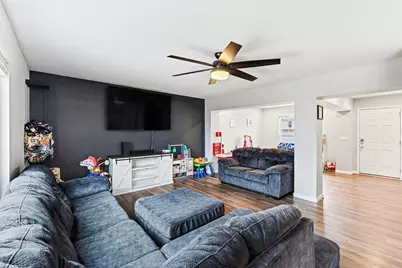 919 Darlington Creek Drive, Alexandria, KY 41001 - Photo 9