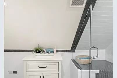 561 E 4th Street, Newport, KY 41071 - Photo 37