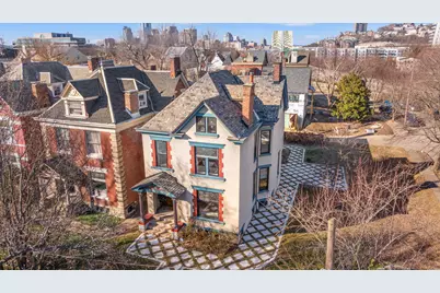 561 E 4th Street, Newport, KY 41071 - Photo 1