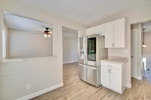 6174 Ridgewood Ct, Florence, KY 41042 - Photo 7