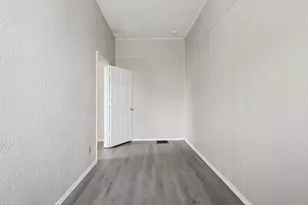 314 W 9th St, Newport, KY 41071 - Photo 13