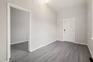 314 W 9th St, Newport, KY 41071 - Photo 9