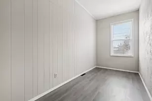 314 W 9th St, Newport, KY 41071 - Photo 11