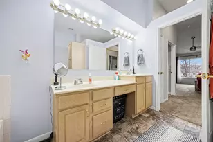 1518 Taramore Dr, Florence, KY 41042 - Photo 27