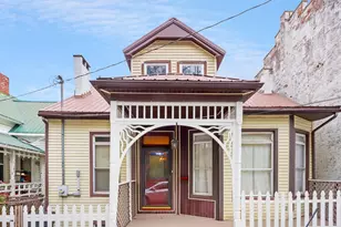 247 W 3rd St, Maysville, KY 41056 - Photo 1