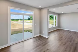 3888 Emerald Isle Dr, Union, KY 41091 - Photo 7