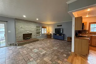 212 E 4th St, Augusta, KY 41002 - Photo 11