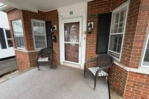 212 E 4th St, Augusta, KY 41002 - Photo 3