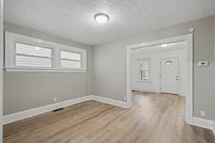 27 W 32nd St, Covington, KY 41015 - Photo 9