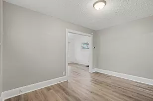 27 W 32nd St, Covington, KY 41015 - Photo 7