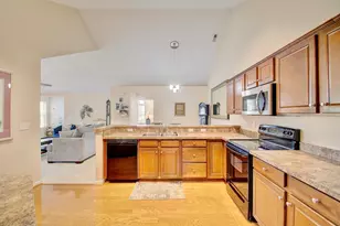 9097 Royal Oak Ln, Union, KY 41091 - Photo 5