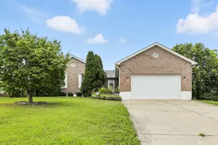 1 Ridgeport Dr, Covington, KY 41017 - Photo 1