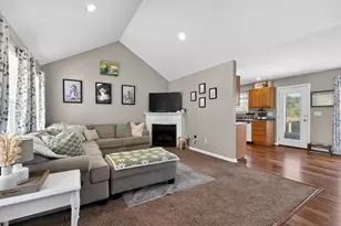 140 Saddlebrook Ln, Dry Ridge, KY 41035 - Photo 3