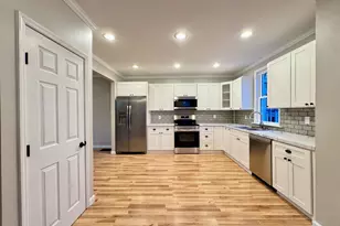 50 E 41st St, Covington, KY 41015 - Photo 21