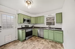 341 Riddle Pl, Newport, KY 41071 - Photo 7