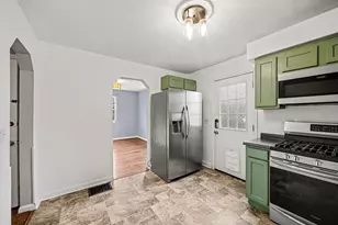 341 Riddle Pl, Newport, KY 41071 - Photo 9