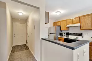 648 Friars Ln, Florence, KY 41042 - Photo 3