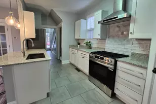 218 W 21st St, Covington, KY 41014 - Photo 5