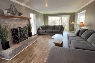 2084 Lakelyn Ct, Crescent Springs, KY 41017 - Photo 9