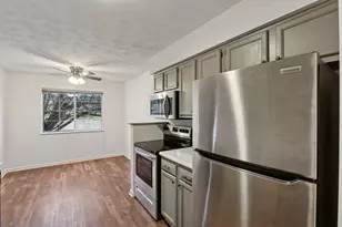 3 Highland Meadows Dr, Highland Heights, KY 41076 - Photo 17