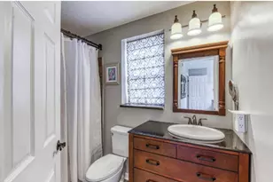 7 Charmaine Cir, Fort Mitchell, KY 41017 - Photo 3