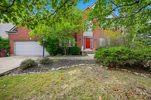 1797 Waverly Dr, Florence, KY 41042 - Photo 1