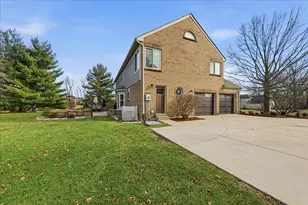 1096 Whirlaway Dr, Union, KY 41091 - Photo 3