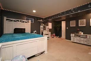 2742 Coachlight Ln, Burlington, KY 41005 - Photo 9