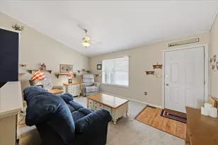 6921 Shadowridge Ct, Florence, KY 41042 - Photo 13