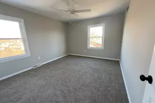 310 Knollwood Dr, Highland Heights, KY 41076 - Photo 9